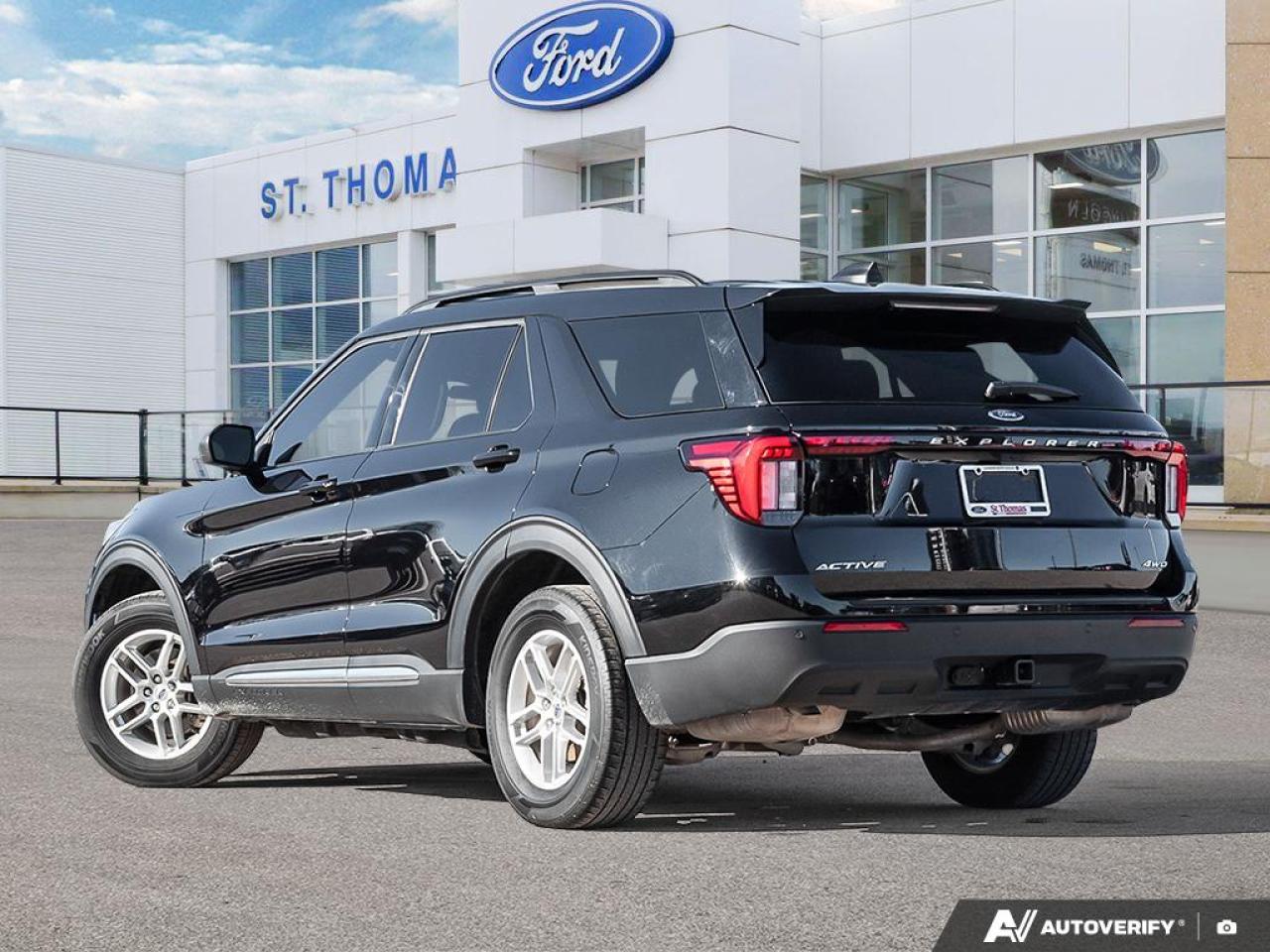 2025 Ford Explorer Active Photo3
