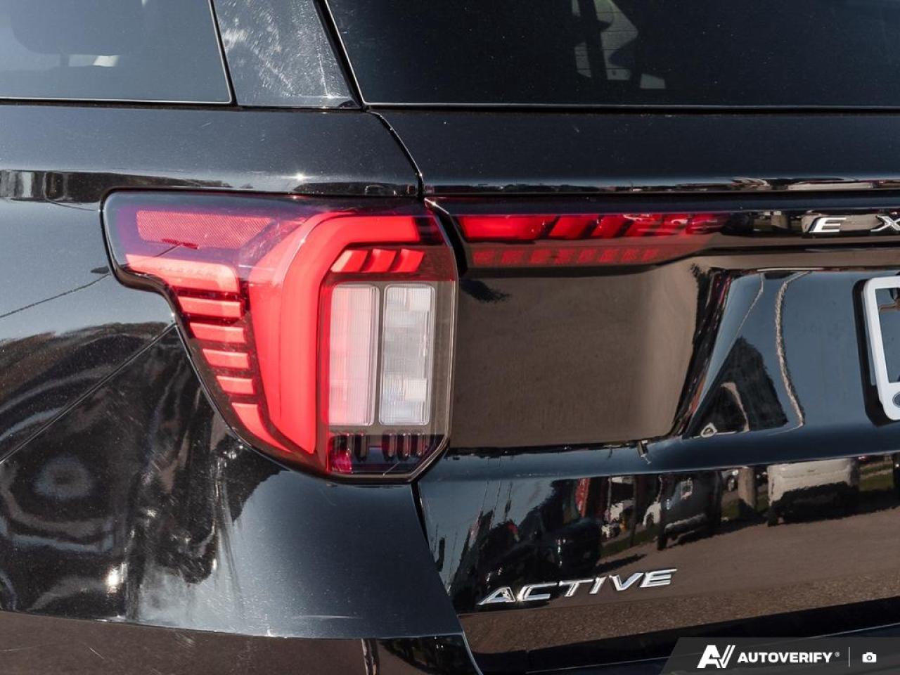 2025 Ford Explorer Active Photo