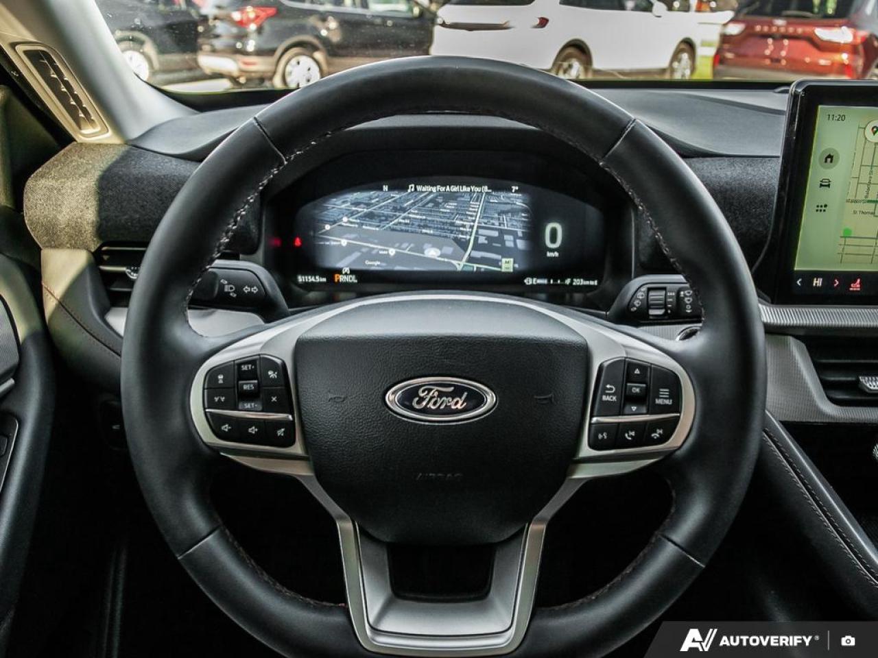 2025 Ford Explorer Active Photo