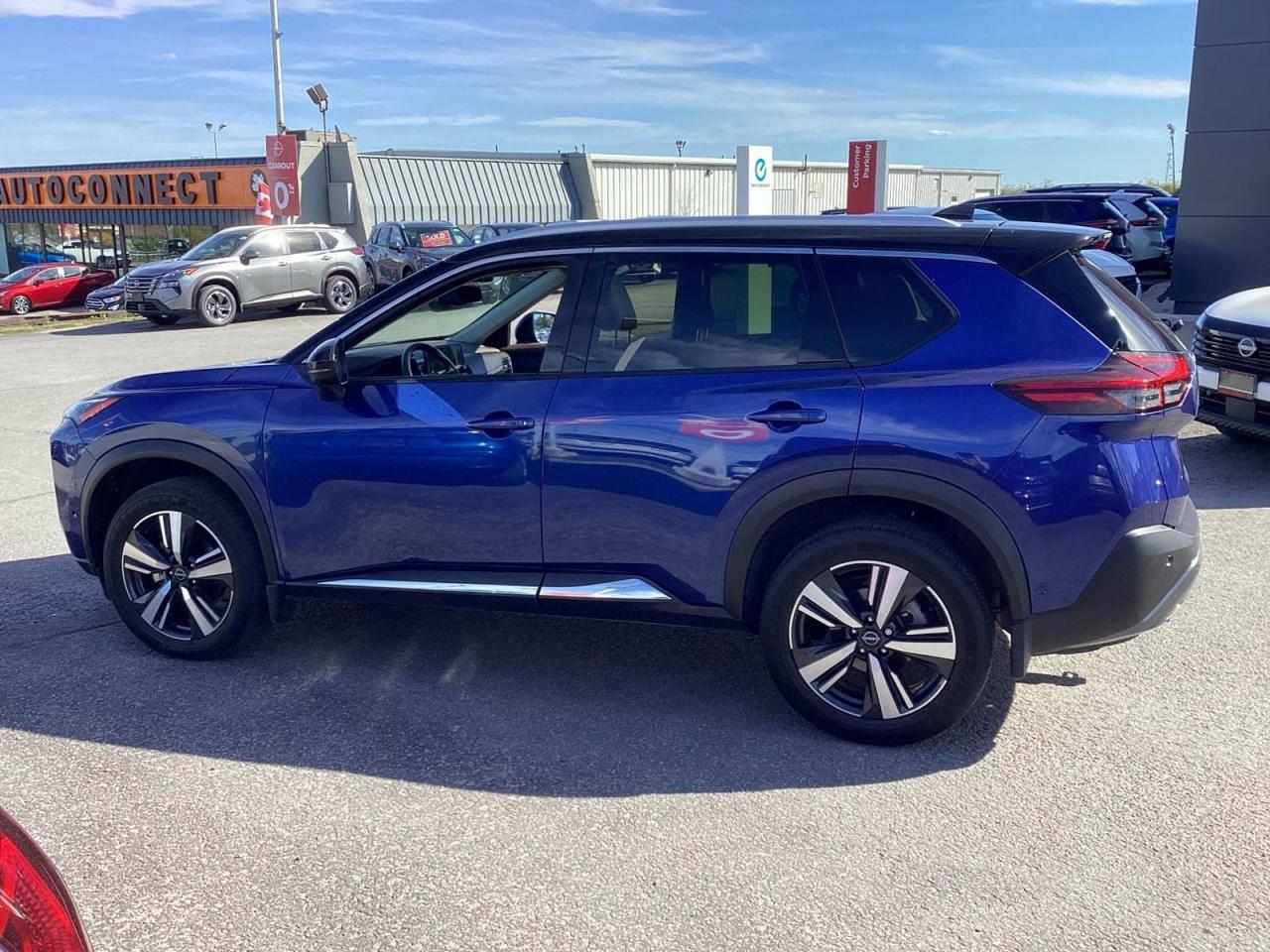 2023 Nissan Rogue SL Photo