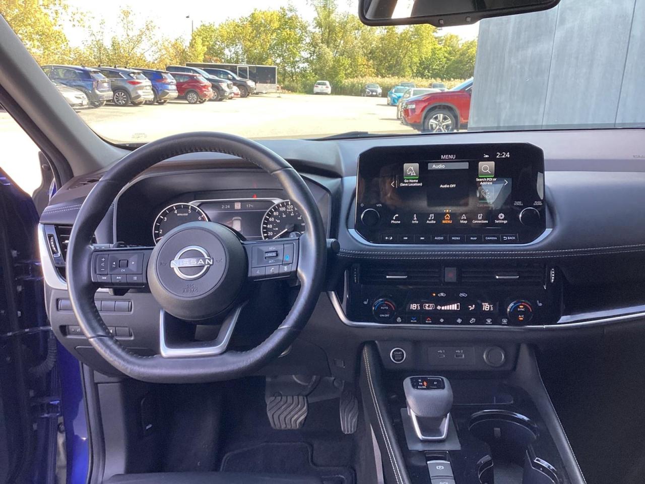 2023 Nissan Rogue SL Photo