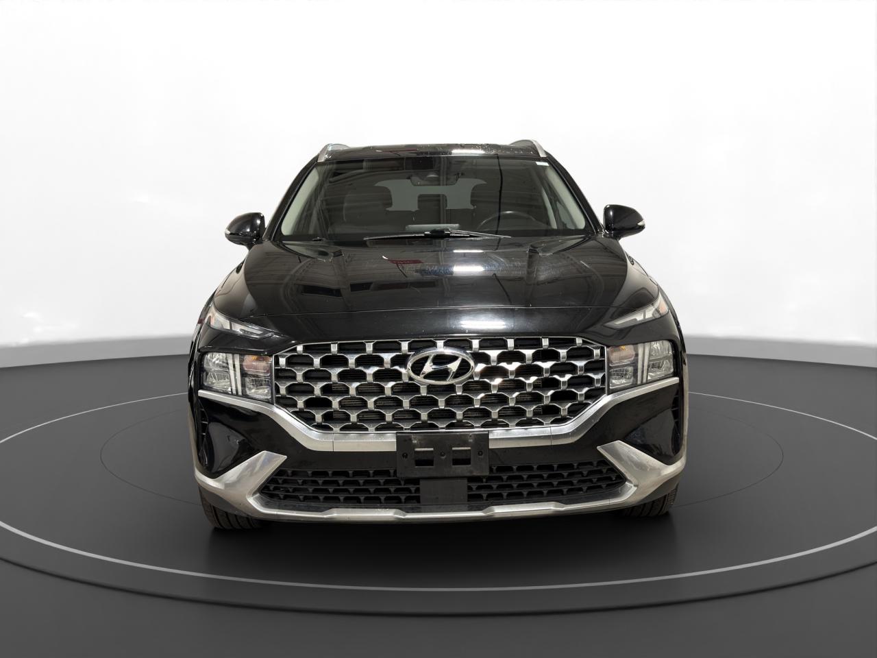 2022 Hyundai Santa Fe Preferred AWD - Photo #2
