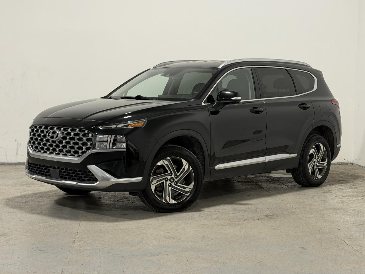 2022 Hyundai Santa Fe Preferred AWD - Photo #1