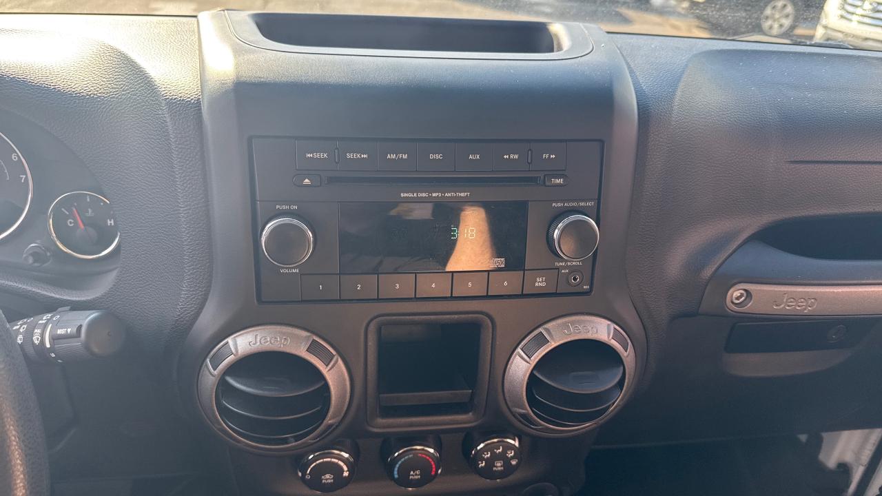 2014 Jeep Wrangler SPORT Photo