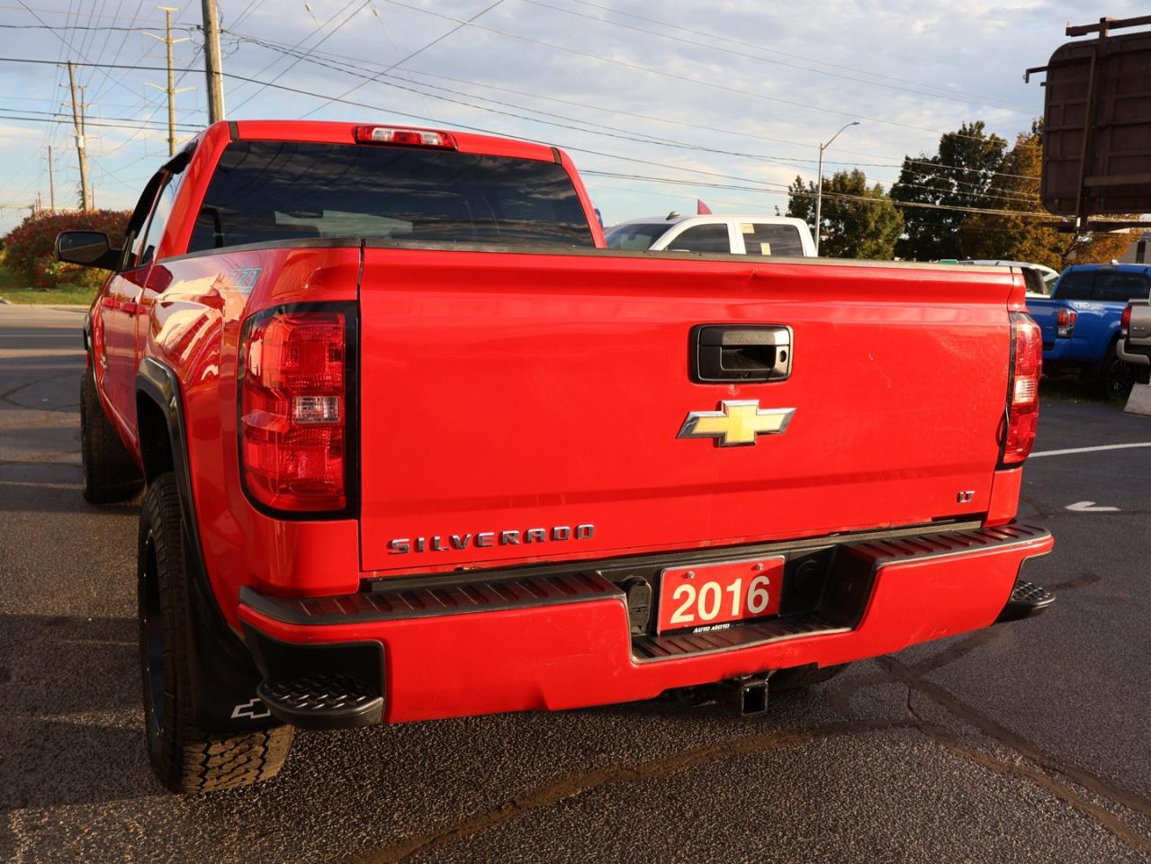 2016 Chevrolet Silverado 1500 V8 LT 4WD CERTIFIED *CHEVY MAINTAIN* CAMERA NAV BLUETOOTH HEATED SEATS CRUISE ALLOYS - Photo #5