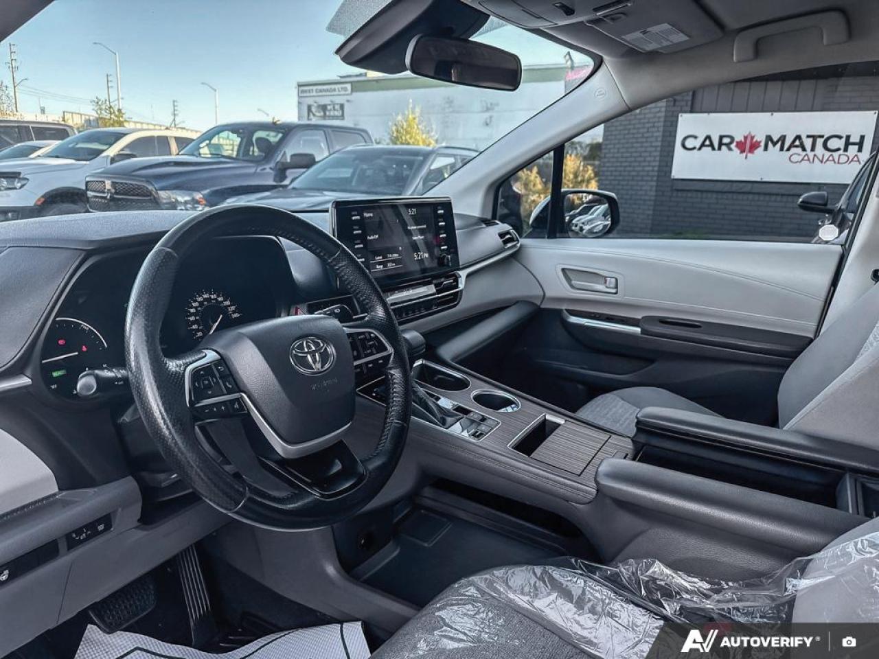 2021 Toyota Sienna LE / PWR DOORS / BLUETOOTH / 8 PASS / HYBRID - Photo #8