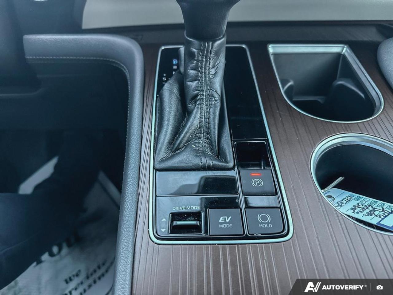 2021 Toyota Sienna LE / PWR DOORS / BLUETOOTH / 8 PASS / HYBRID - Photo #18