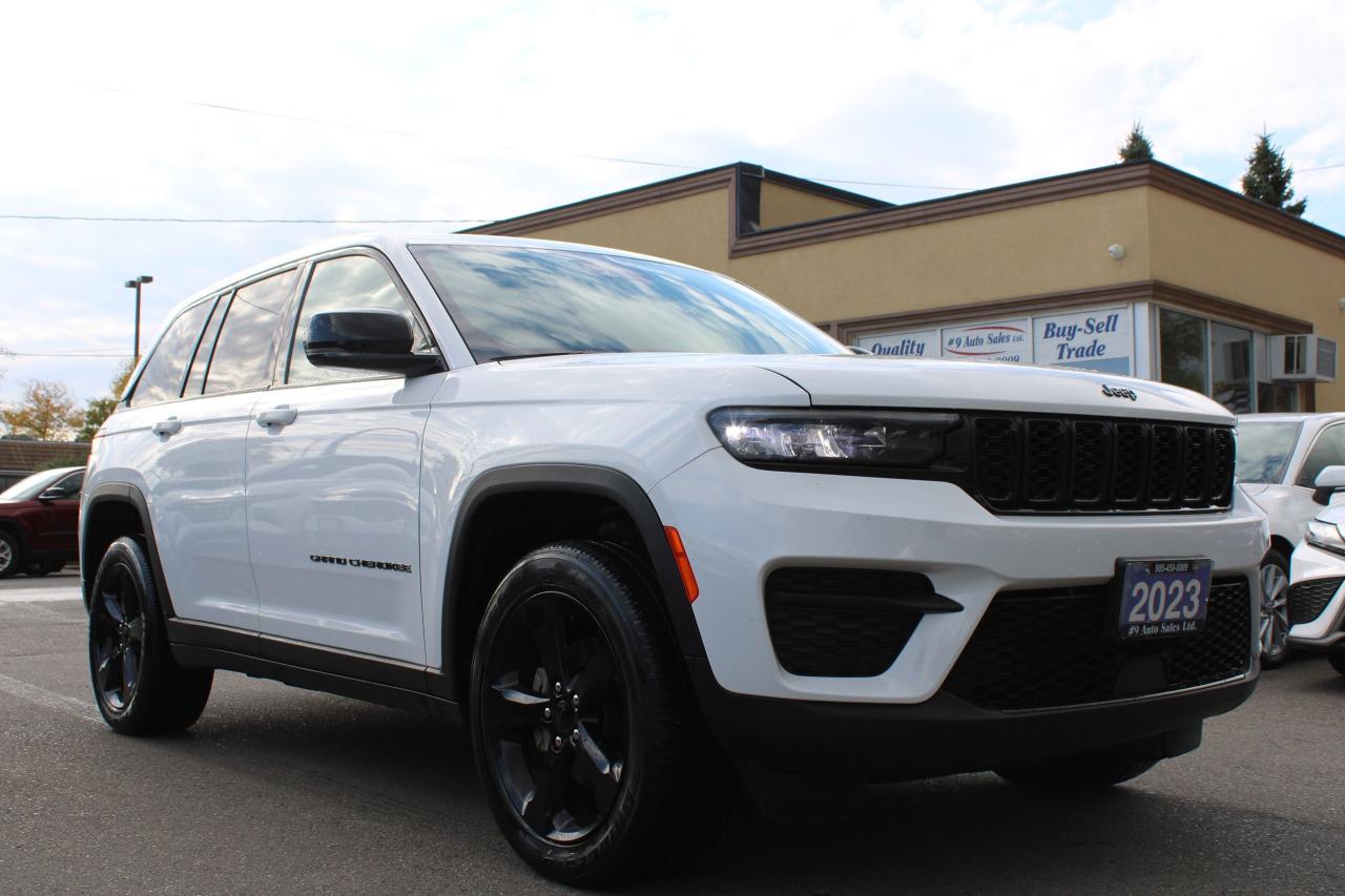 Used 2023 Jeep Grand Cherokee ALTITUDE 4X4 for sale in Brampton, ON