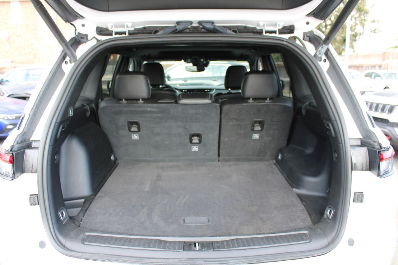 2023 Jeep Grand Cherokee ALTITUDE 4X4 - Photo #6