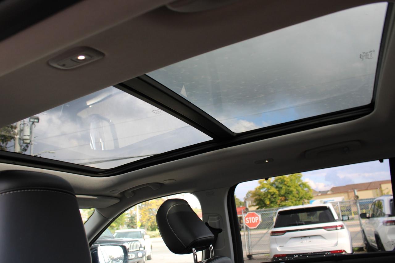 2023 Jeep Grand Cherokee L Limited 4x4 - Photo #7