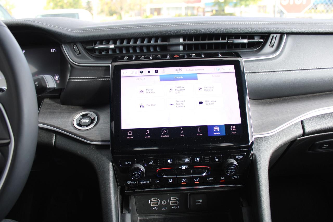 2023 Jeep Grand Cherokee L Limited 4x4 - Photo #18