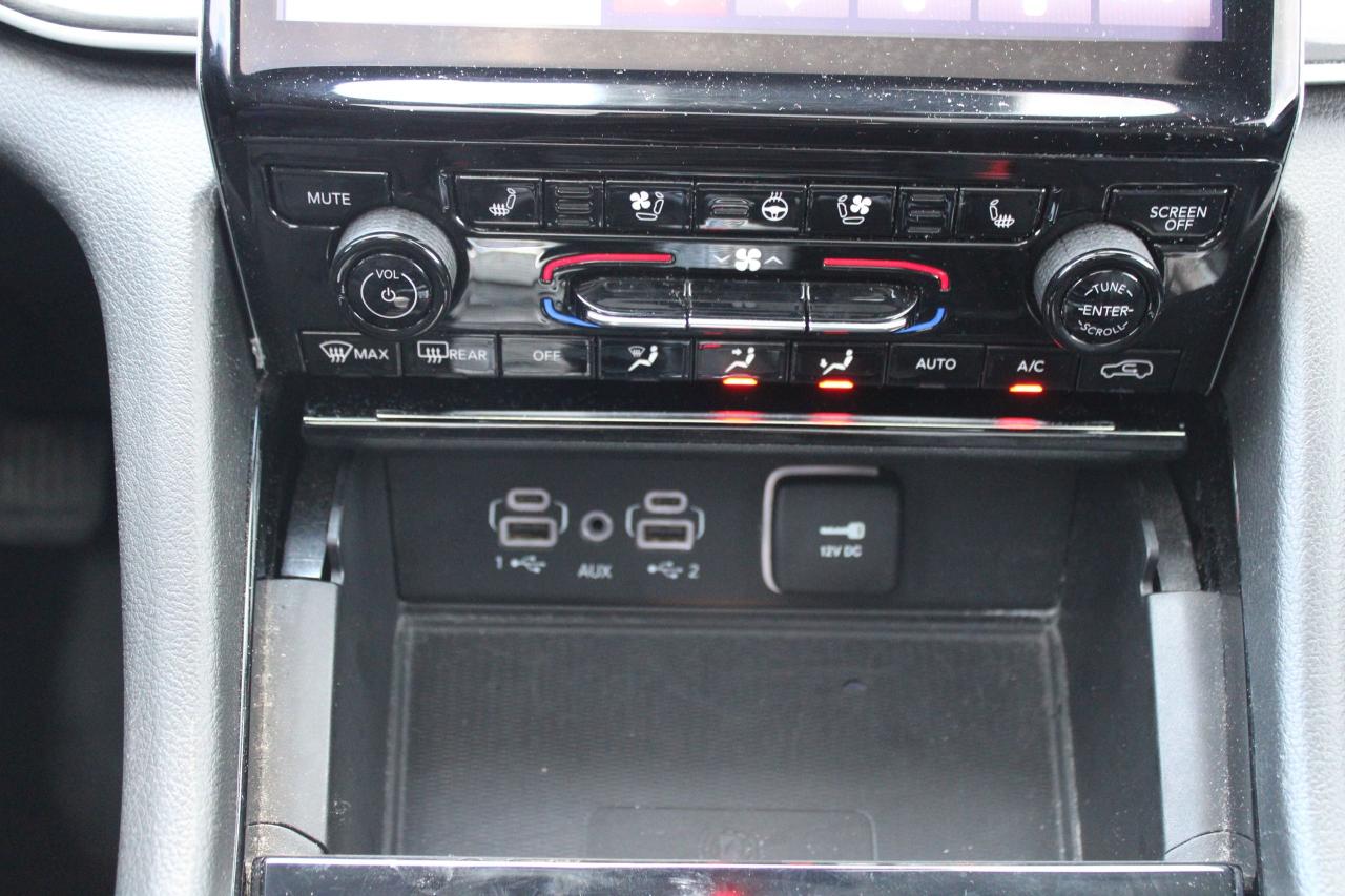 2023 Jeep Grand Cherokee L Limited 4x4 - Photo #6