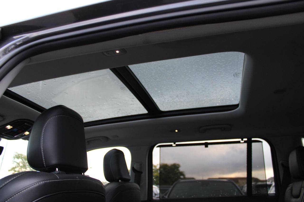 2023 Jeep Grand Cherokee L Limited 4x4 - Photo #18