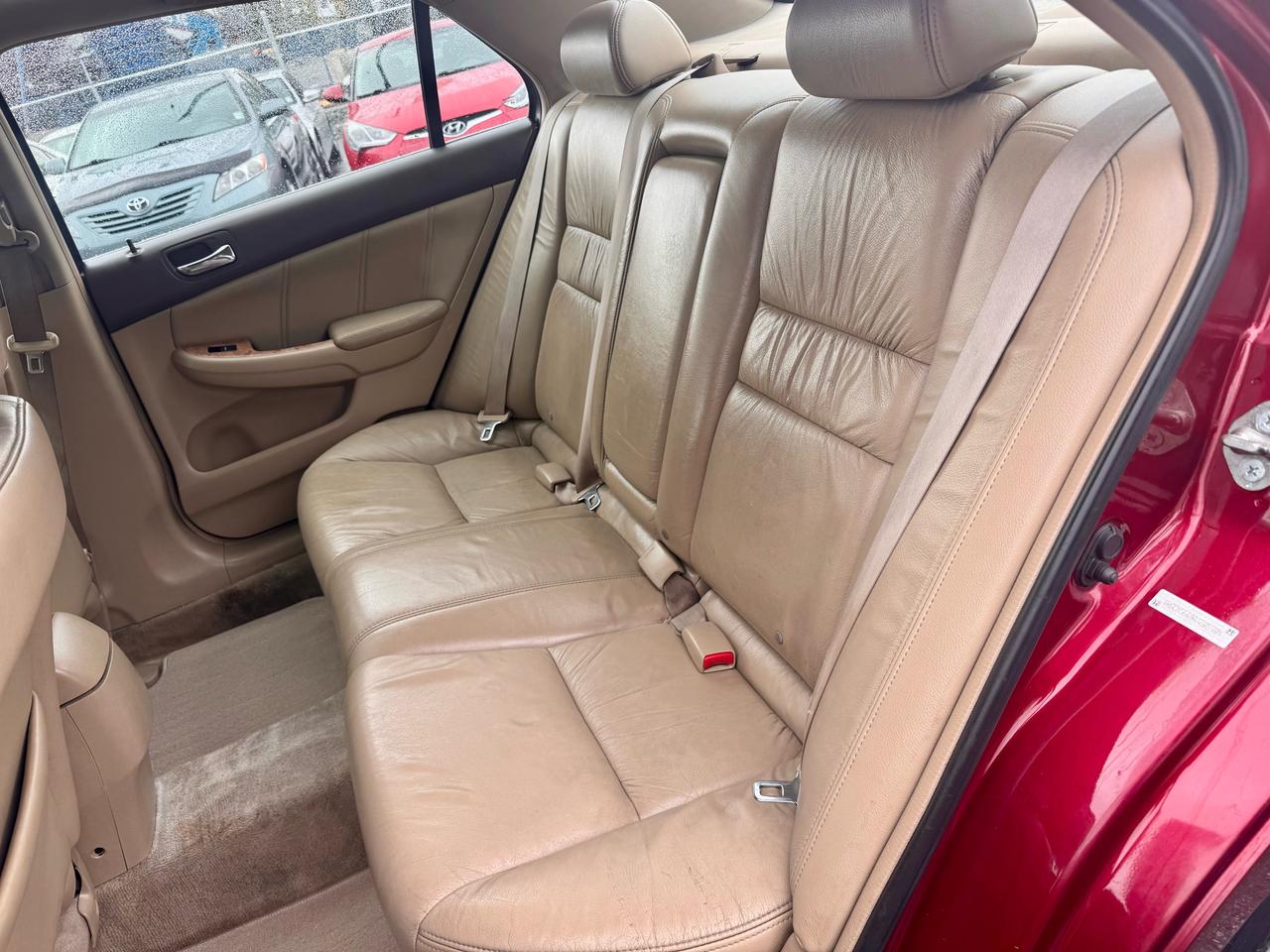 2004 Honda Accord FINANCING AVAILABLE Photo14