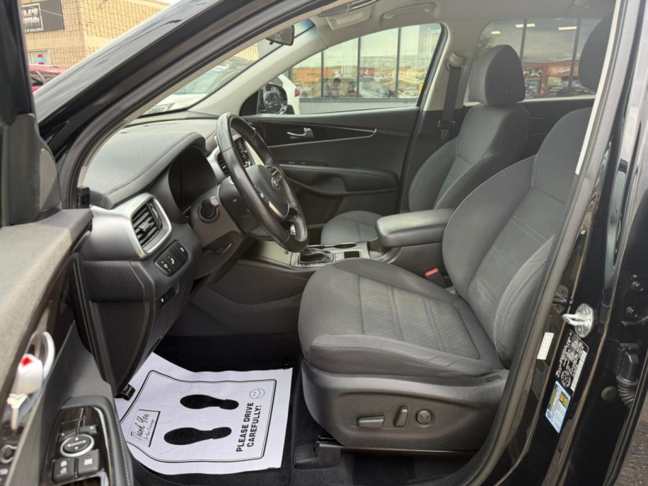 2020 Kia Sorento V6 AWD/ 7PASSENGER/ BLINDSPOT SIGNALS/ REAR CAMERA - Photo #9