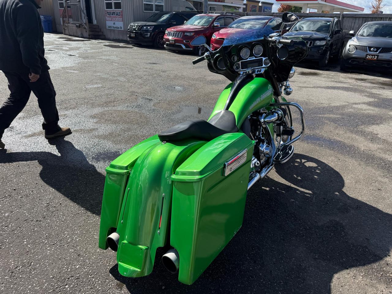 2009 Harley-Davidson FLHX CUSTOM, WHEELS, STRETCHED BAGS, MANY UPGRADES Photo4