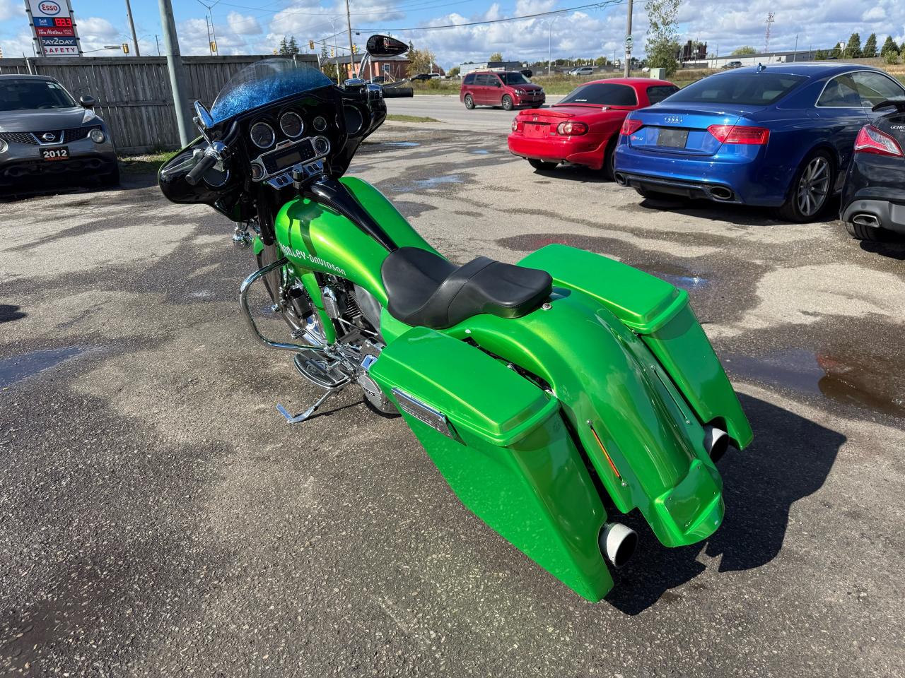 2009 Harley-Davidson FLHX CUSTOM, WHEELS, STRETCHED BAGS, MANY UPGRADES Photo2