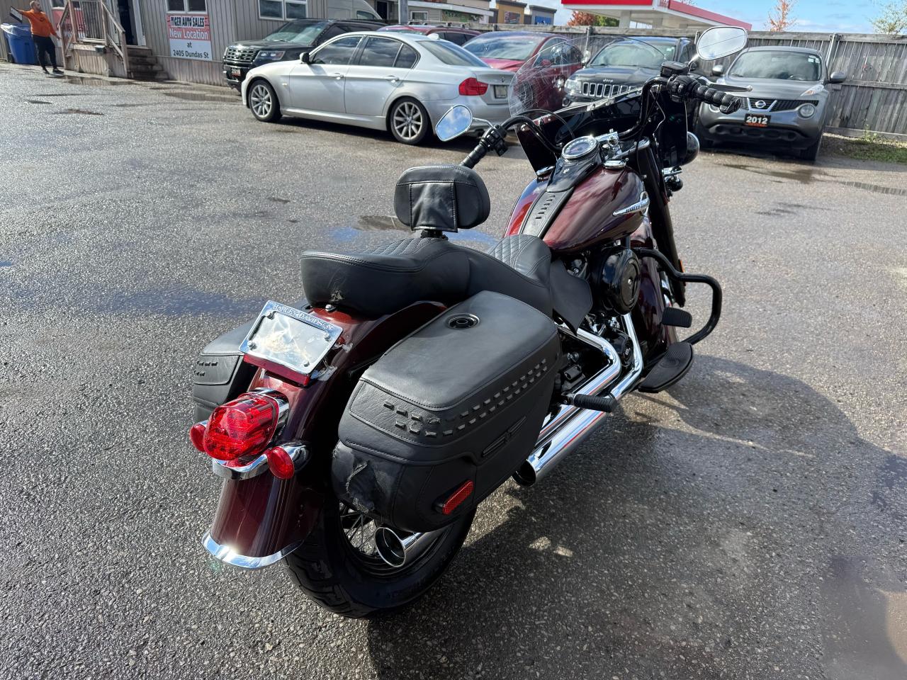 2018 Harley-Davidson Heritage Classic 107 BAGS, BACK REST, WINDSCREEN, ONLY 19KMS, AS IS Photo4