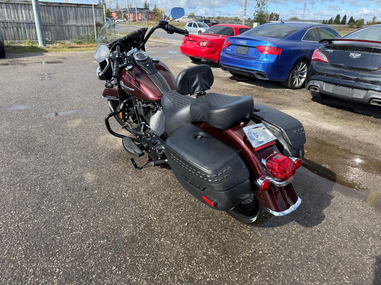 2018 Harley-Davidson Heritage Classic 107 BAGS, BACK REST, WINDSCREEN, ONLY 19KMS, AS IS - Photo #3