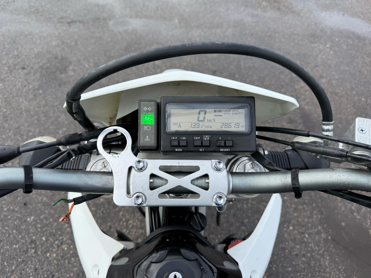 2019 Suzuki DRZ-400 SM, DUAL SPORT, SUPERMOTO, GOLD WHEELS - Photo #11