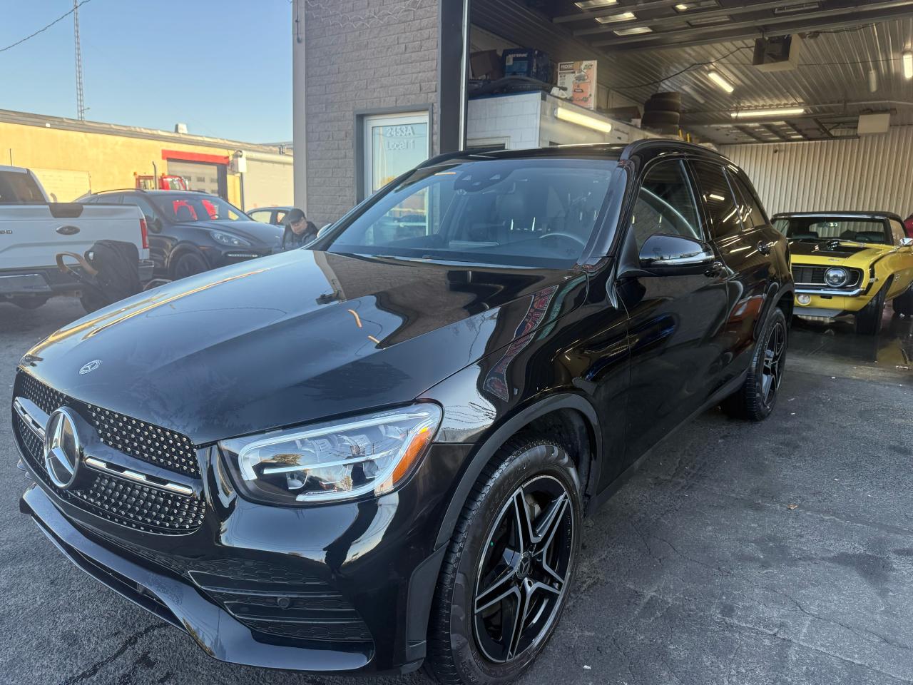 2020 Mercedes-Benz GLC-Class GLC 300 - Photo #3