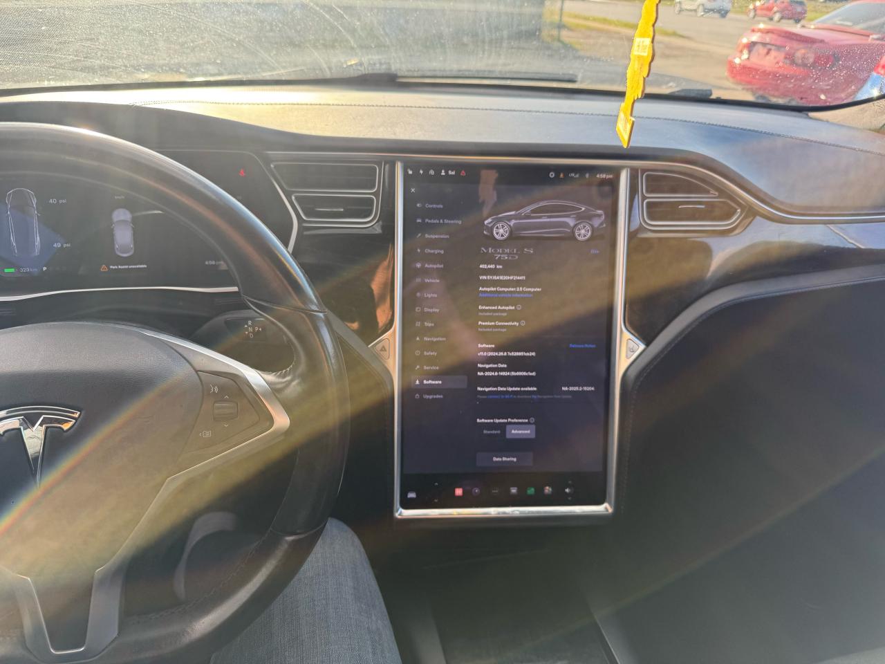 2017 Tesla Model S SALVAGE TITLE, 75D, LIGHT DAMAGE, DRIVES GREAT - Photo #14
