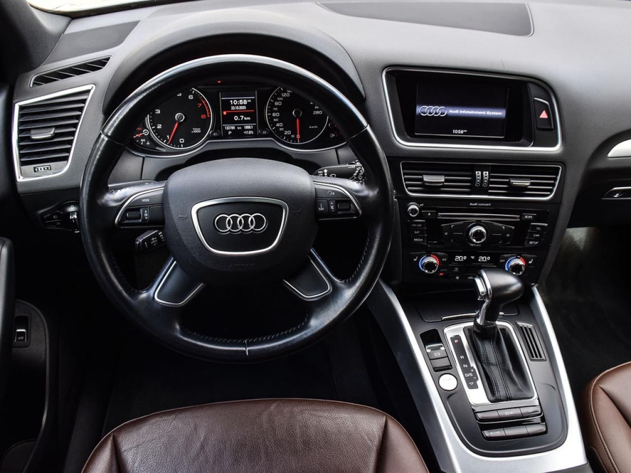 2015 Audi Q5 2.0T Progressiv |SADDLELEATHER|UTOPIABLUE|ROOF|ASIS|17SALLOYS| Photo