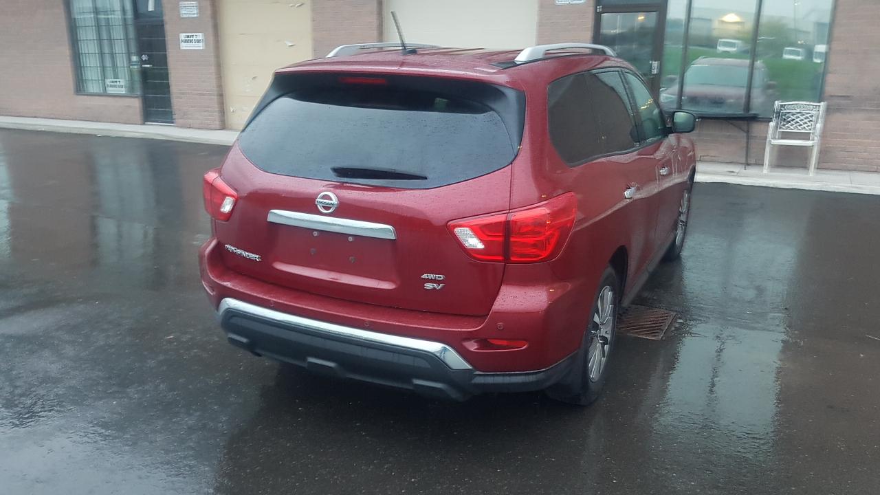2018 Nissan Pathfinder SV 4X4 - Photo #7