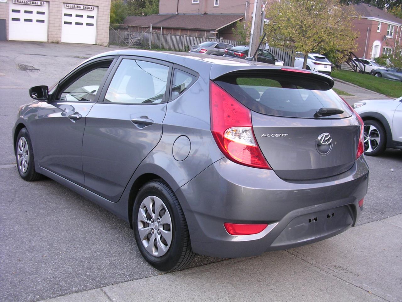 2017 Hyundai Accent 5DR HB AUTO GL - Photo #4