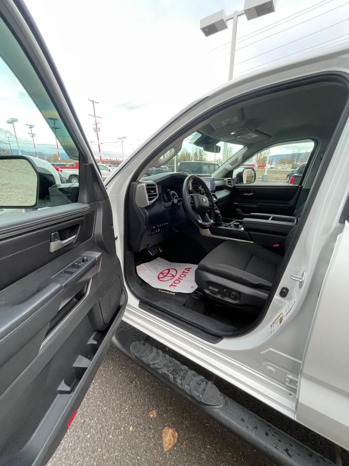 2024 Toyota Tundra TRD Off Road L Photo