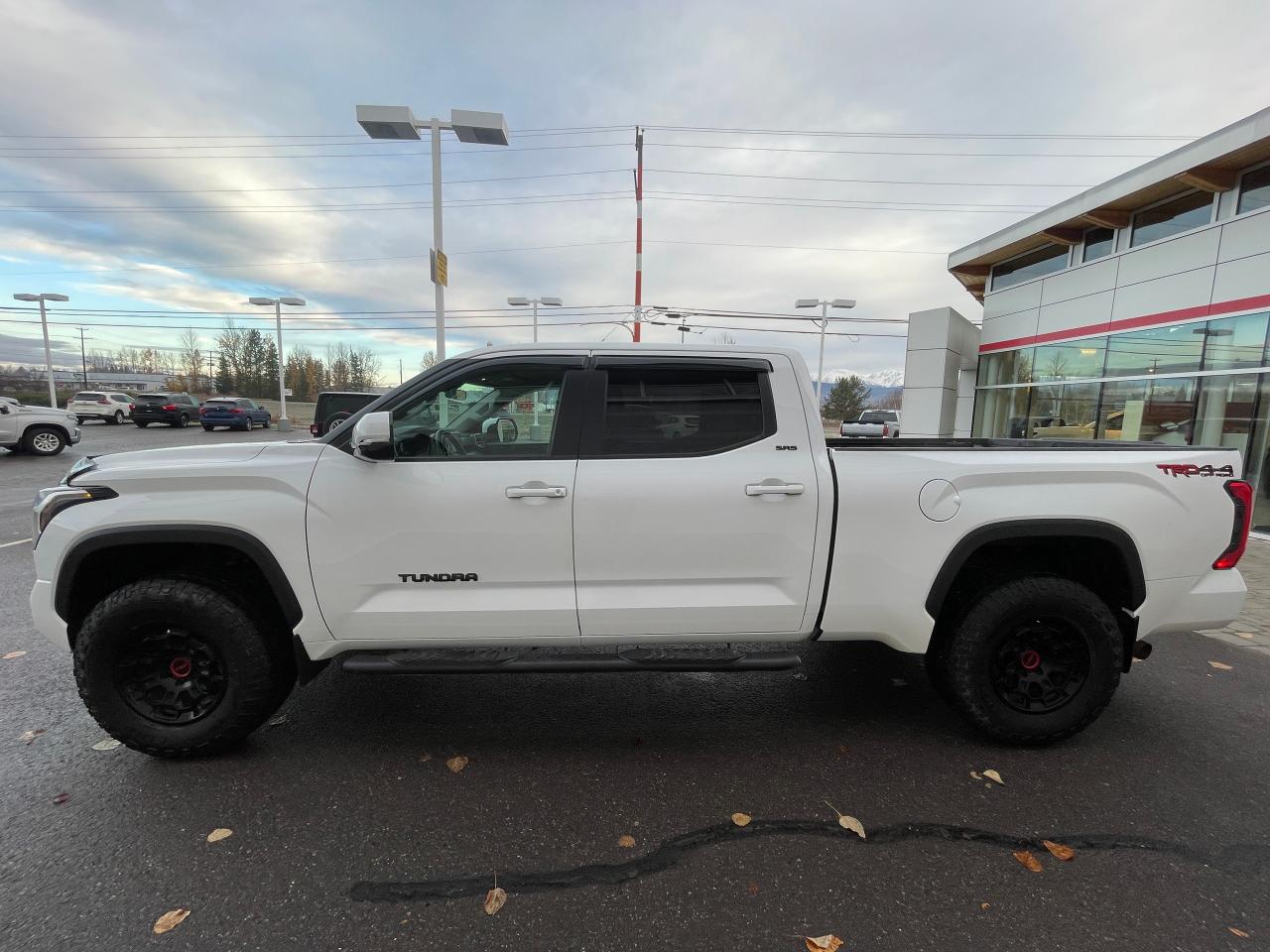 2024 Toyota Tundra TRD Off Road L Photo4