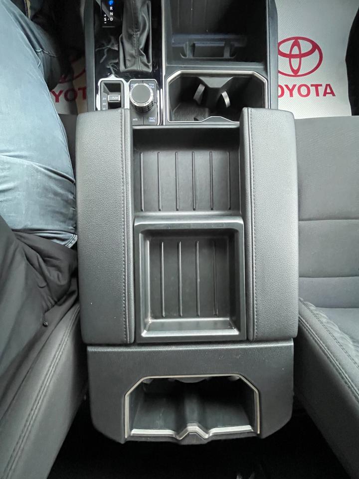 2024 Toyota Tundra TRD Off Road L Photo