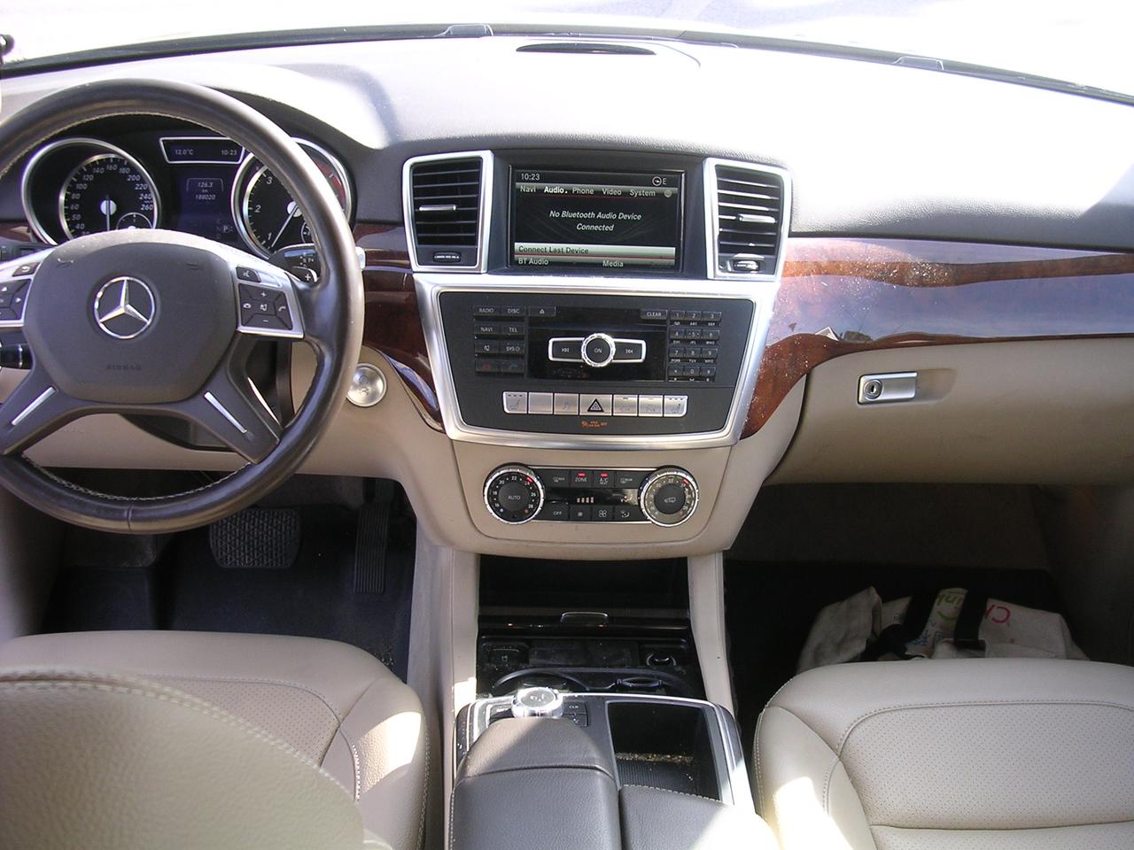 2015 Mercedes-Benz M-Class 4MATIC 4dr ML 350 BlueTEC Photo