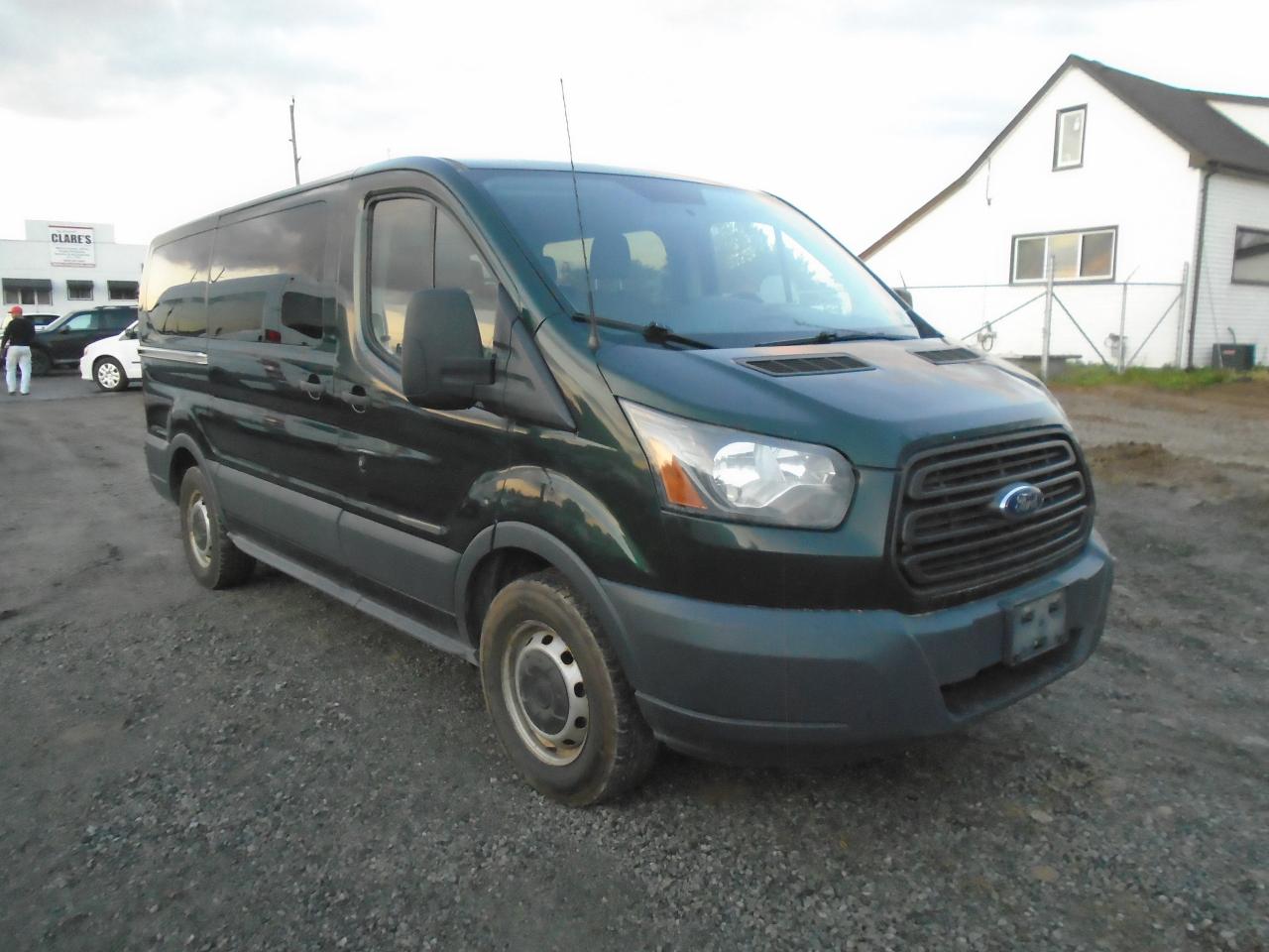 2015 Ford Transit T-150 130 passenger  Low Roof XLT Sliding RH Dr - Photo #4