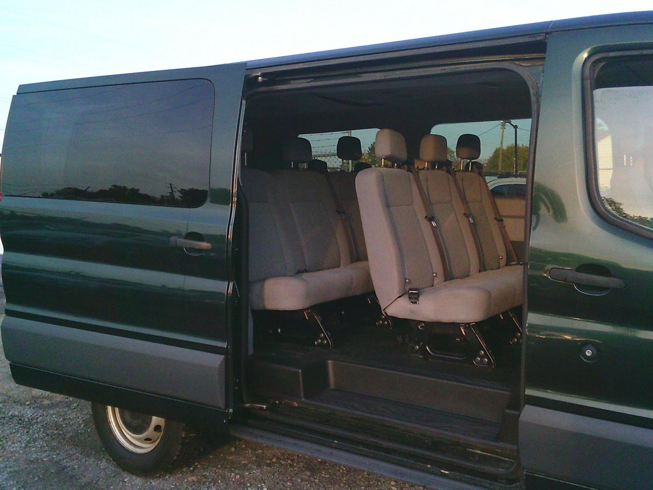 2015 Ford Transit T-150 130 passenger Low Roof XLT 8 Passenger - Photo #21