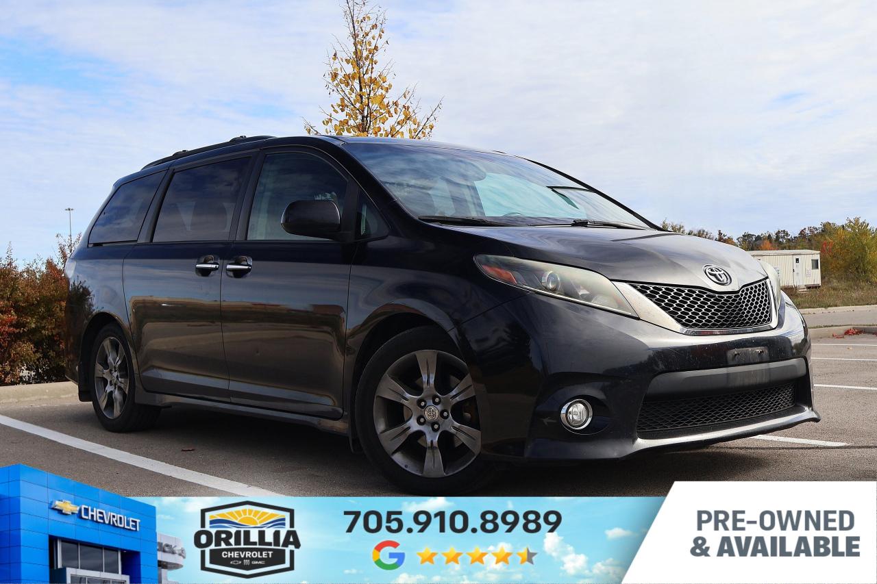 Used 2016 Toyota Sienna SE | CD Player | for sale in Orillia, ON