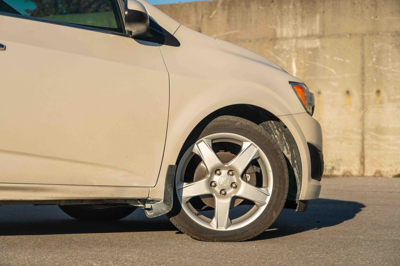 2015 Chevrolet Sonic LTZ - Photo #10