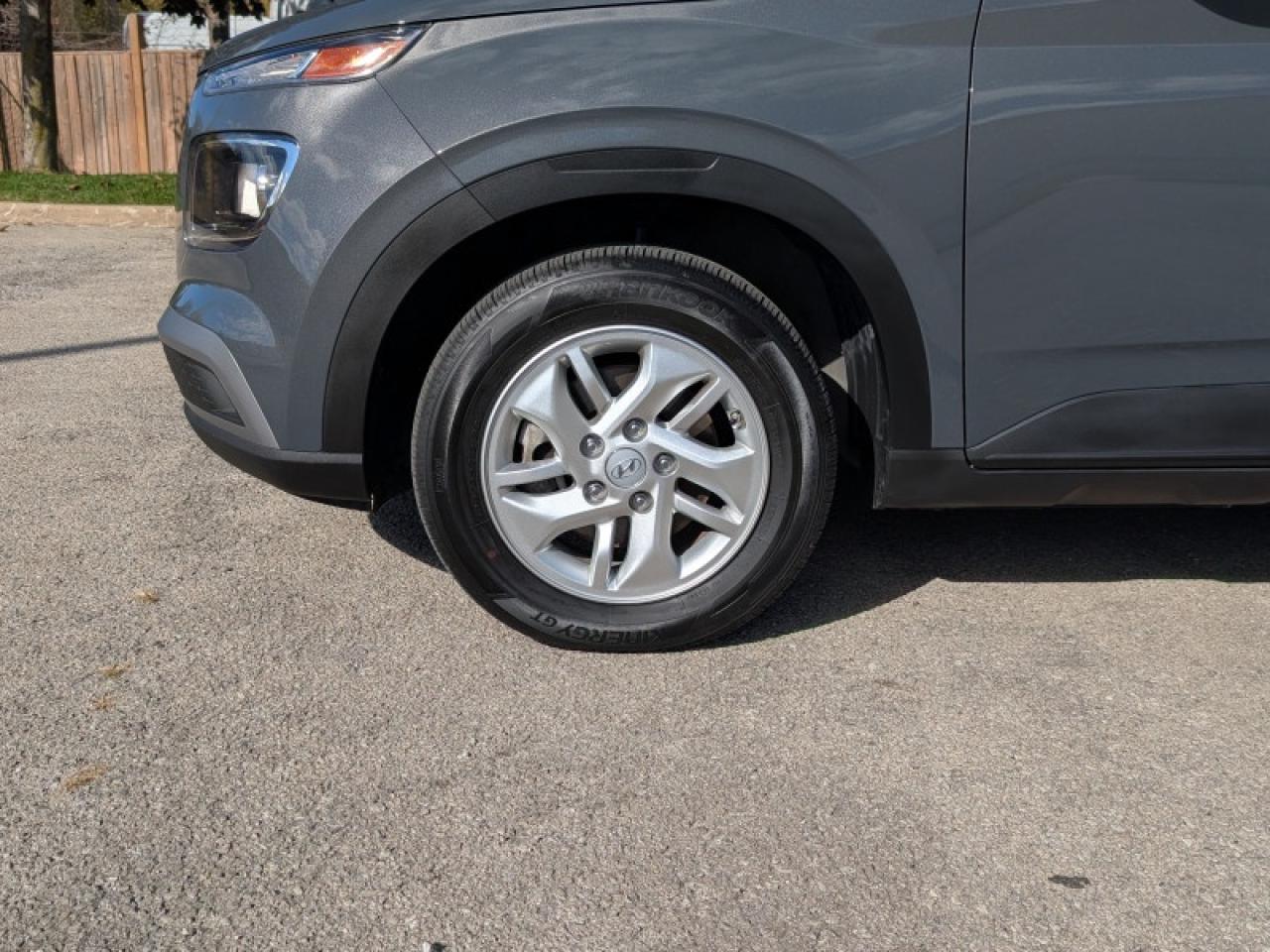 2025 Hyundai Venue Preferred IVT  **CLEAN CF - 1 OWNER** Photo