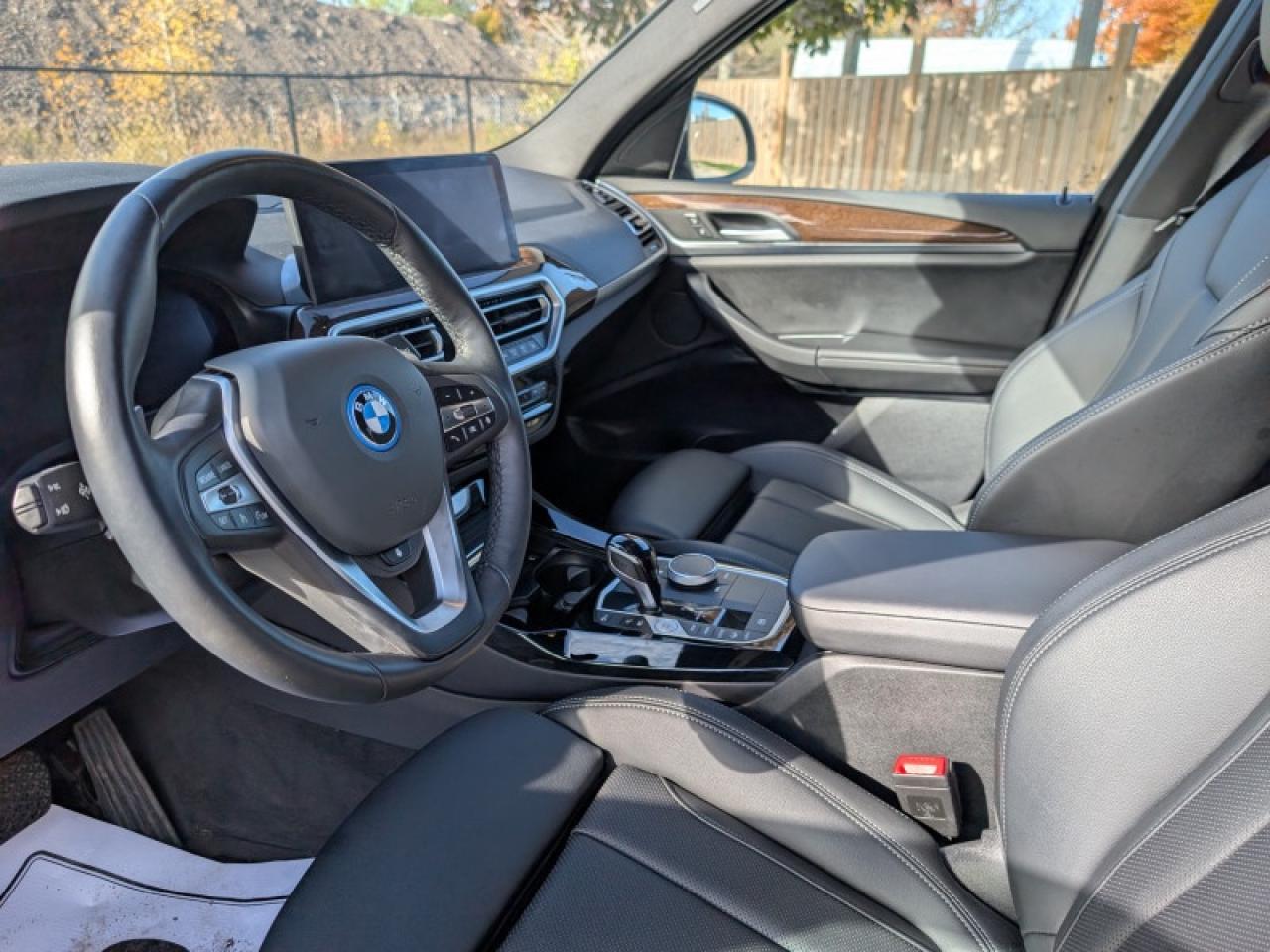 2023 BMW X3 xDrive30e  **PLUG-IN HYBRID - LOW KMS** Photo