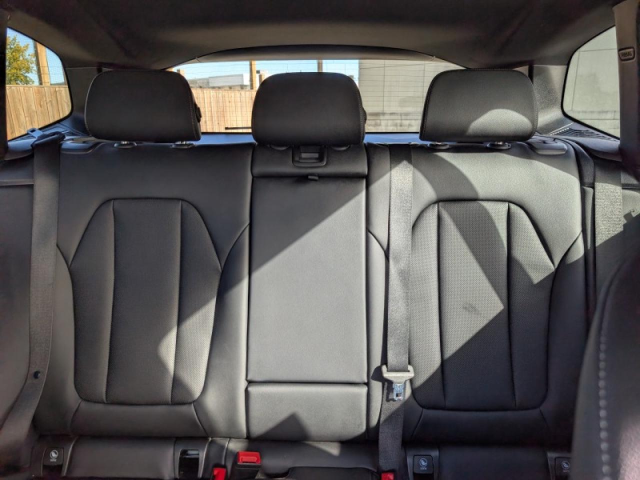 2023 BMW X3 xDrive30e  **PLUG-IN HYBRID - LOW KMS** Photo