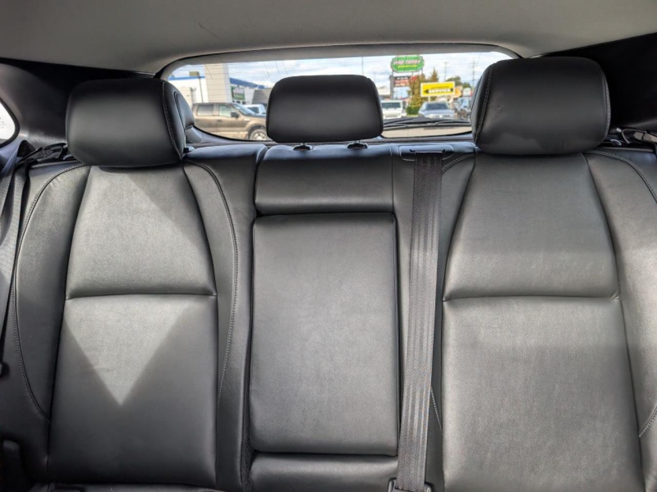 2021 Mazda CX-30 GS Luxury  **VERY LOW KMS - LUXURY PKG** Photo