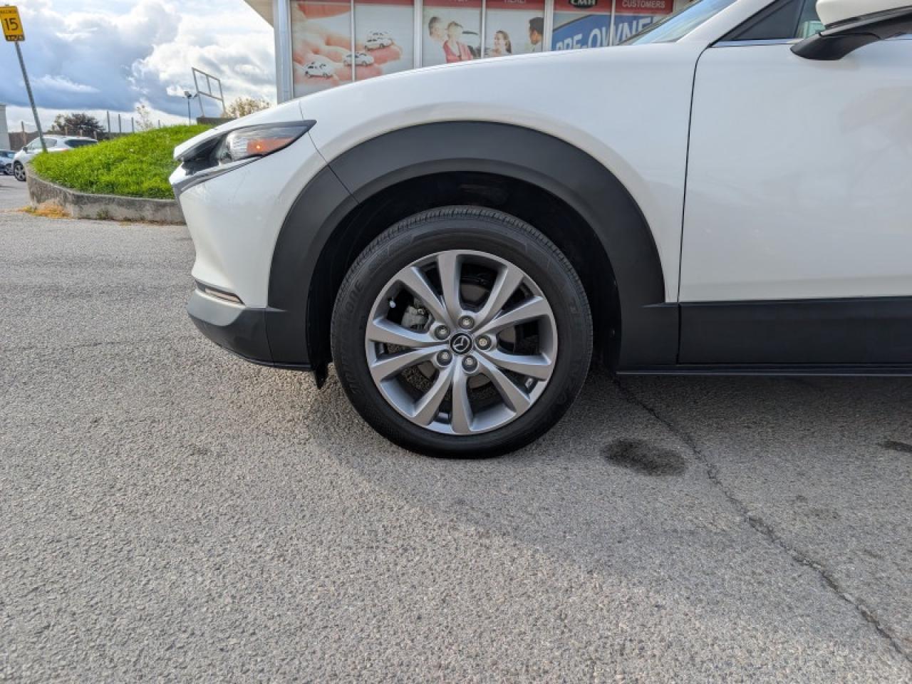 2021 Mazda CX-30 GS Luxury  **VERY LOW KMS - LUXURY PKG** Photo