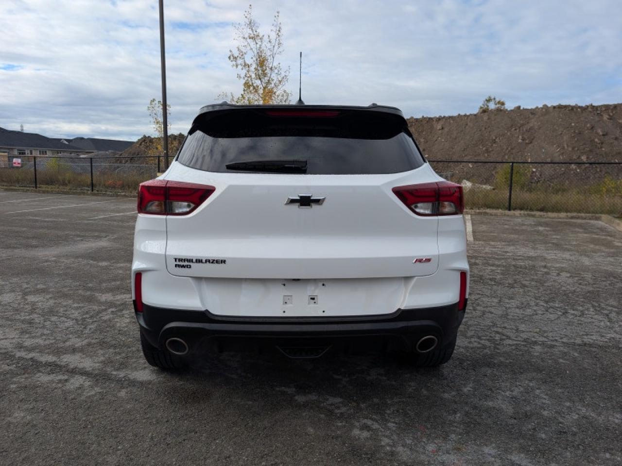 2023 Chevrolet TrailBlazer RS w/Sun & Gate Pkg  **TECH PKG** Photo3