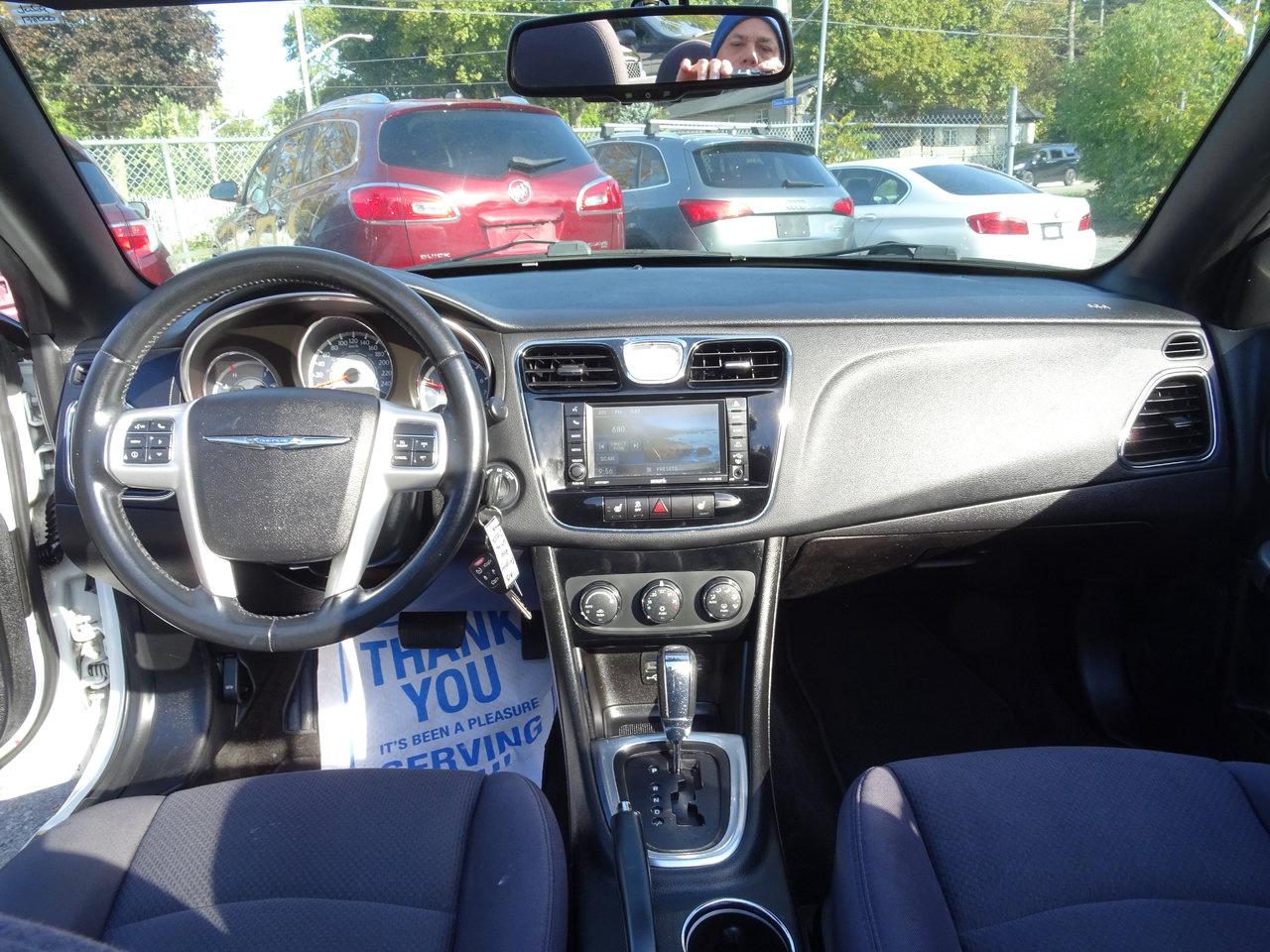 2013 Chrysler 200 Touring - Photo #20