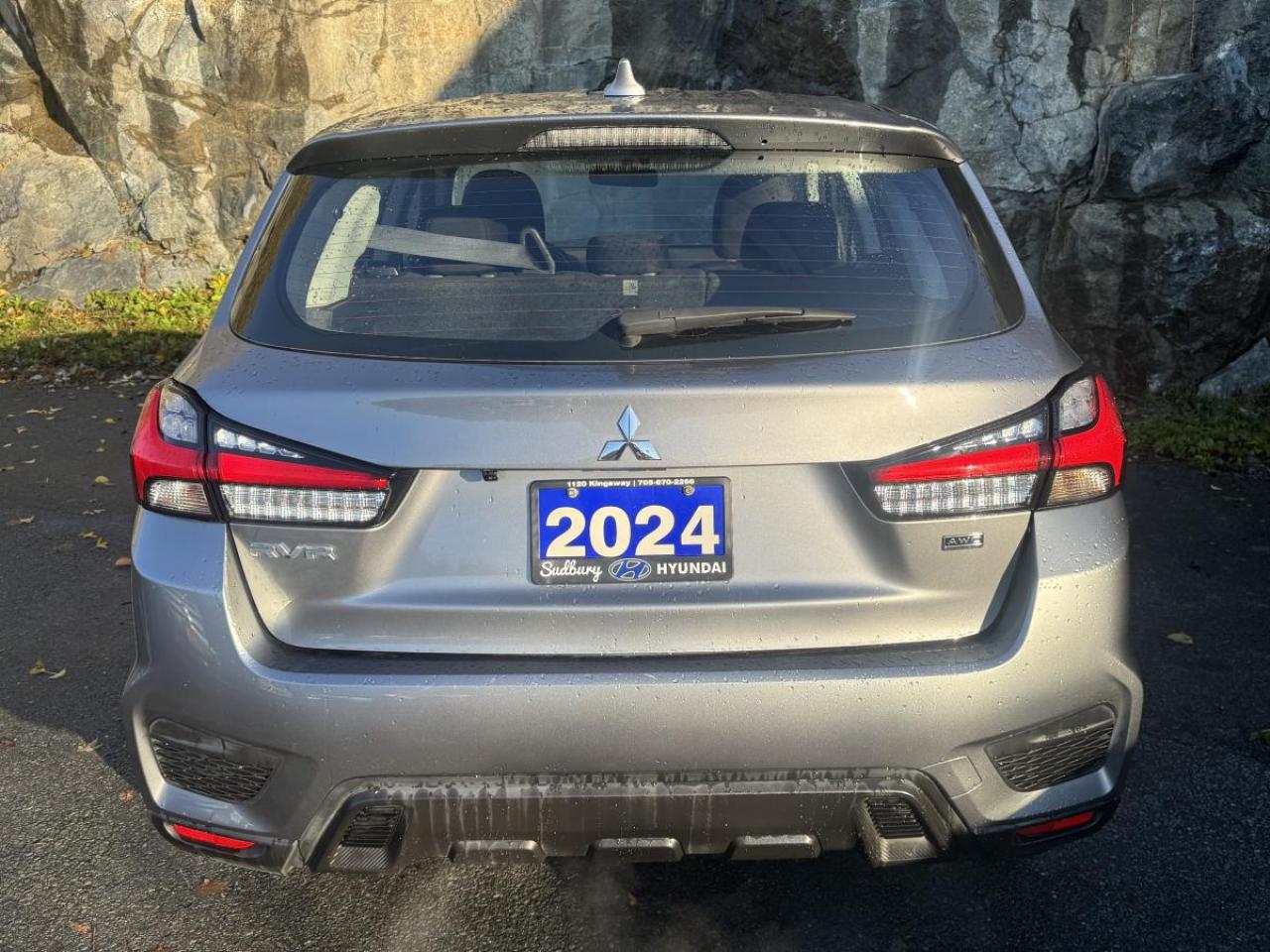 2024 Mitsubishi RVR ES AWC Photo4