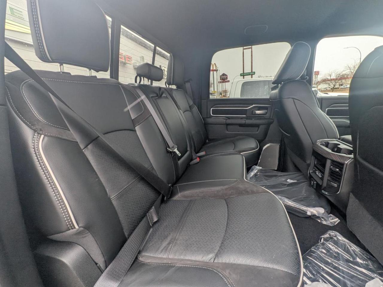 2026 RAM 2500 Laramie 4x4 Crew Cab 6'4" Box Photo