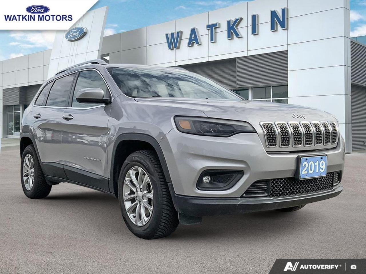 2019 Jeep Cherokee North Photo6