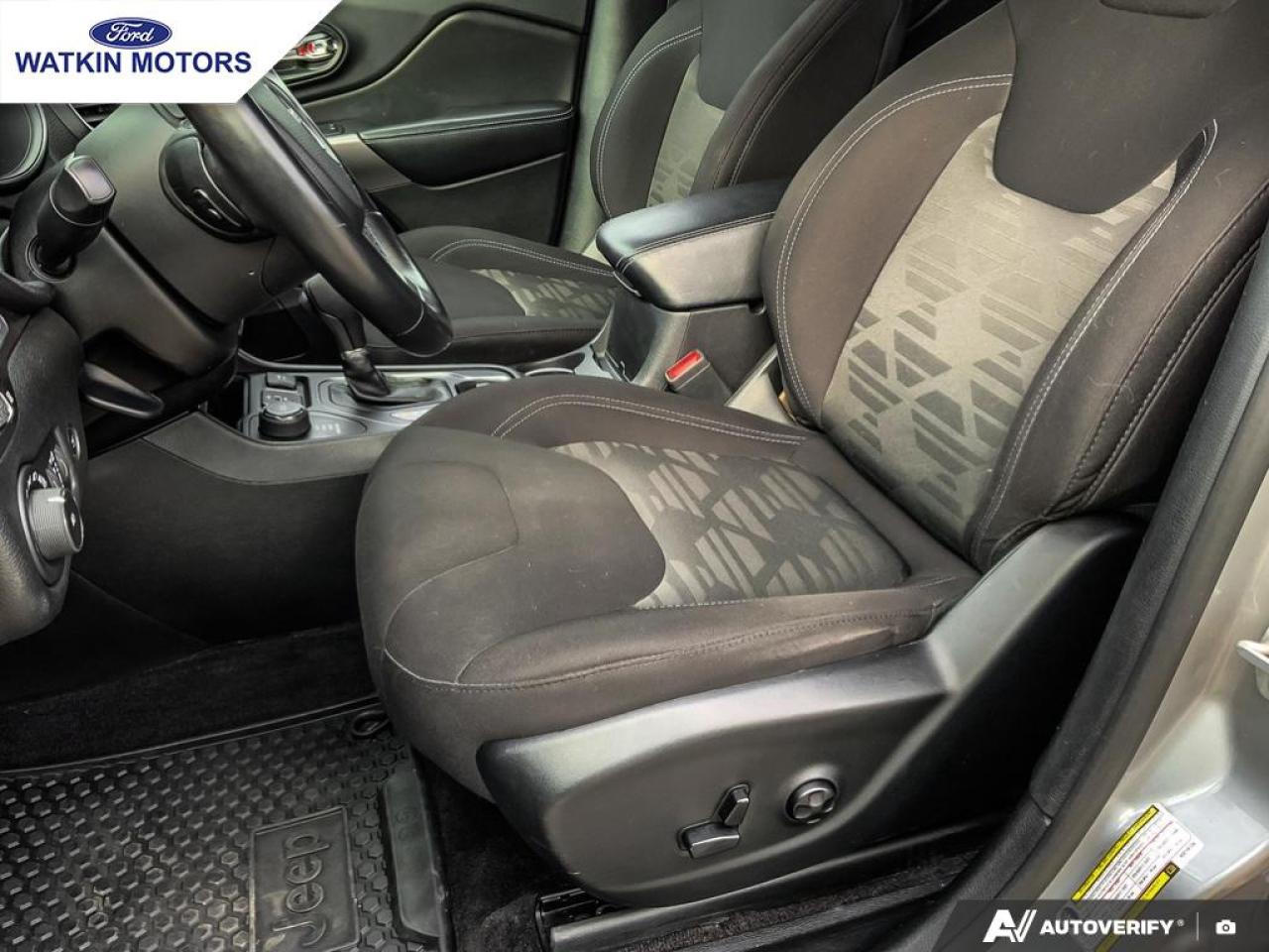 2019 Jeep Cherokee North Photo22