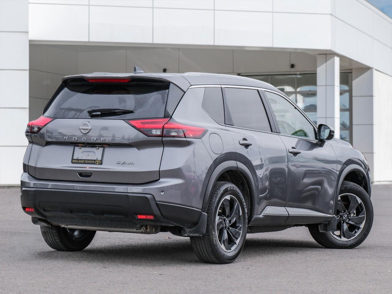 2024 Nissan Rogue SV MOONROOF Photo