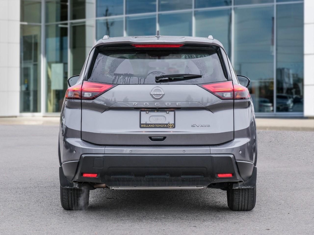 2024 Nissan Rogue SV MOONROOF Photo
